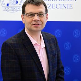 5. Adam Kozłowski na str.
